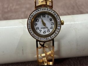 premium anti tarnish watch (water proof)