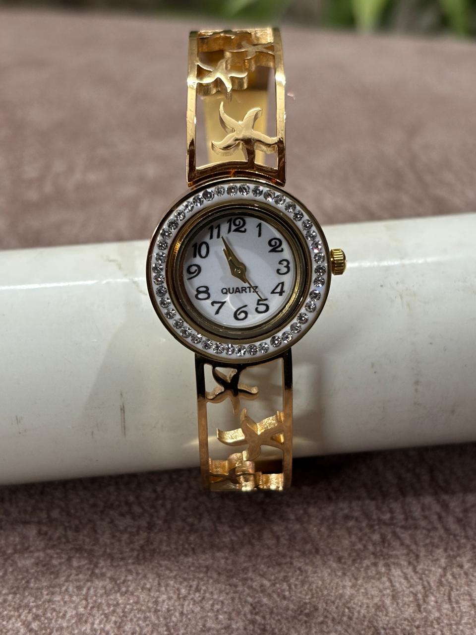 premium anti tarnish watch (water proof) premium anti tarnish watch (water proof)