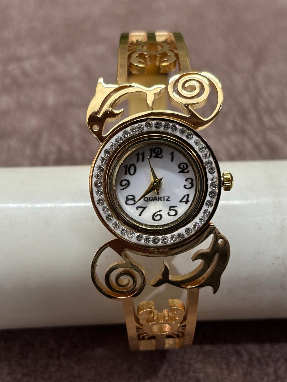 premium anti tarnish watch (water proof) premium anti tarnish watch (water proof)