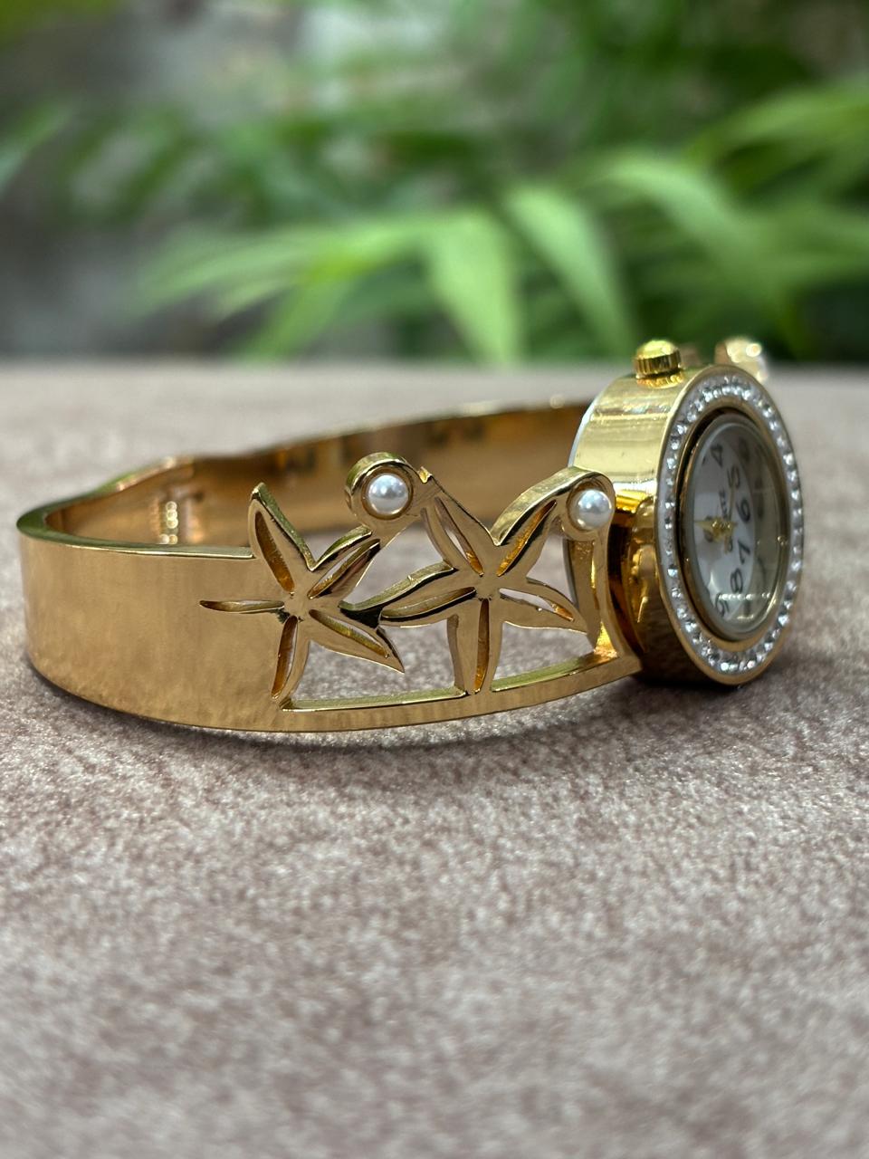 premium anti tarnish watch (water proof) premium anti tarnish watch (water proof)