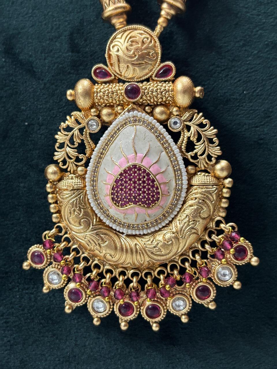 heritage long jewelry set heritage long jewelry set